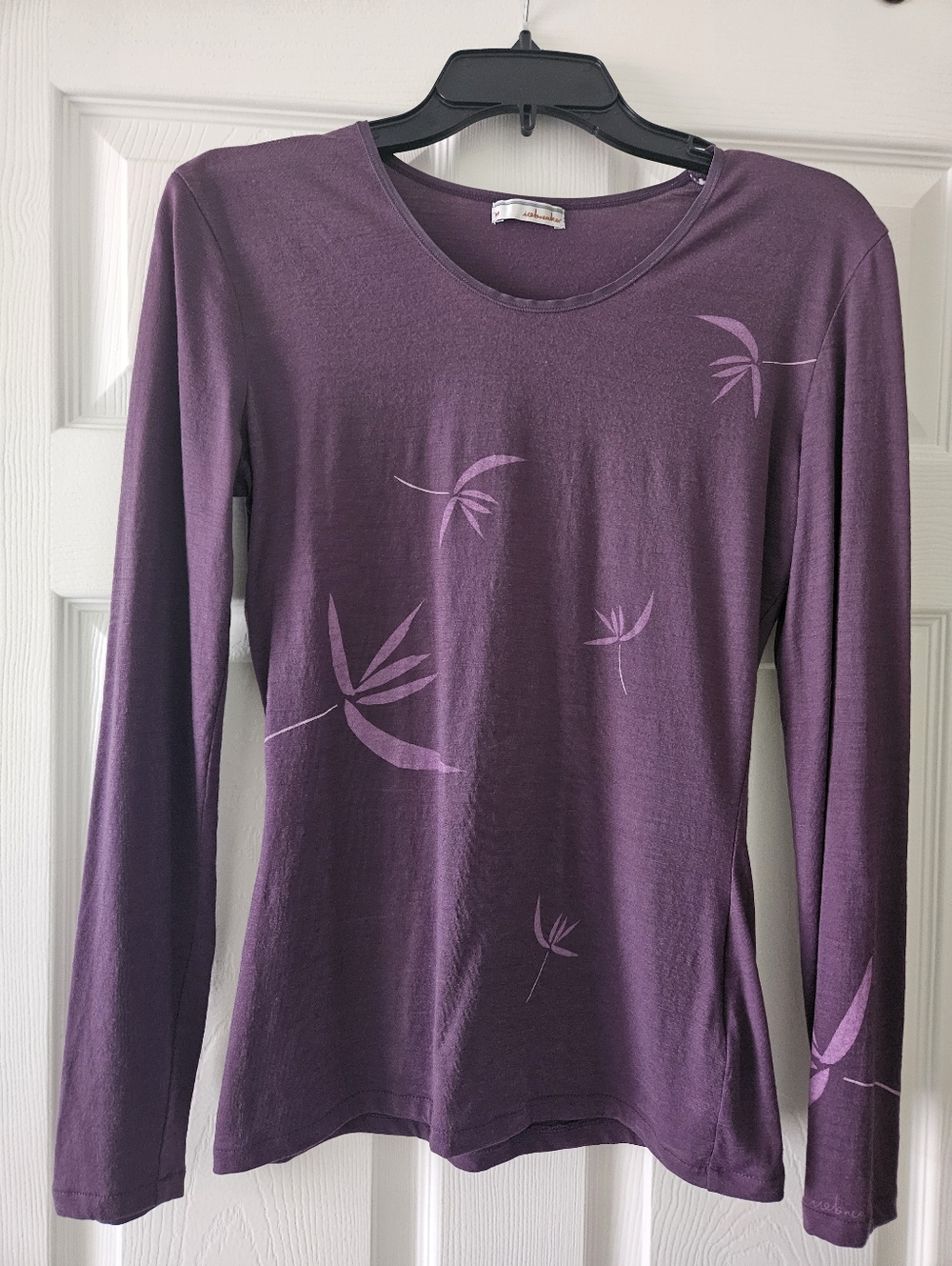 Icebreaker Merino Wool Long Sleeve Floral Flowers Botanical Shirt Purple Medium